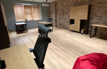 Zdjęcie Komercyjna, na sprzedaż. Kyiv Obolonskyi