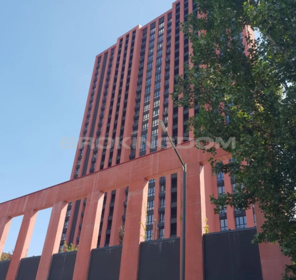 Foto 1. Comercial, en venta. Kyiv Obolonskyi