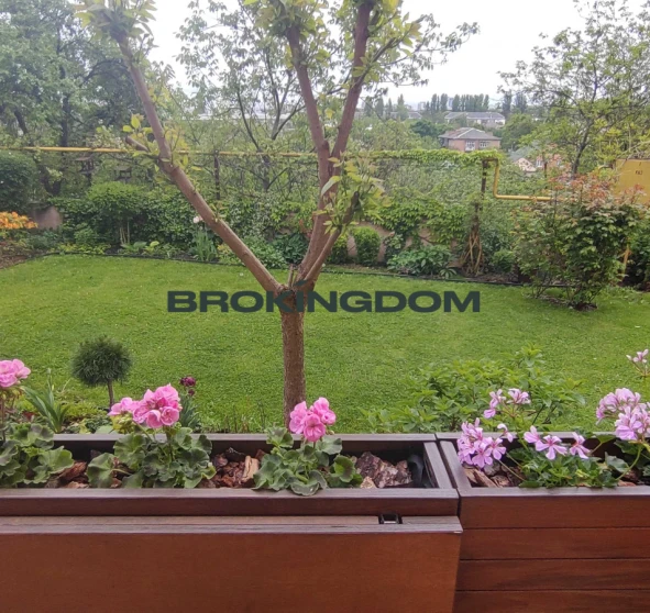 Foto 1. Tres Ambientes piso, en venta. Kyiv Podilskyi