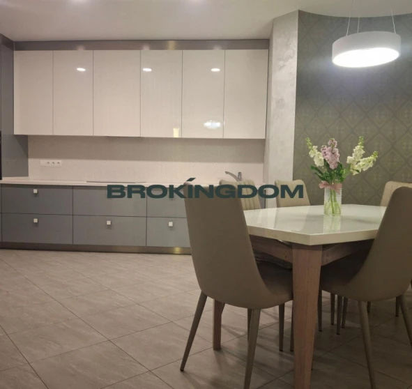 Foto 1. Dos Ambientes piso, en venta. Kyiv Obolonskyi