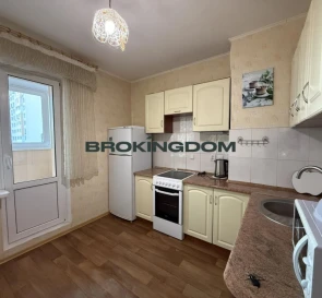 Foto 2. Monoambiente piso, en venta. Kyiv Desnianskyi