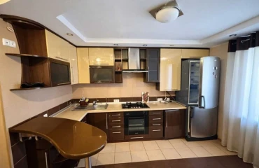 Fotografie Trei Camere apartament, de închiriat. Poltava Shevchenkivskyi