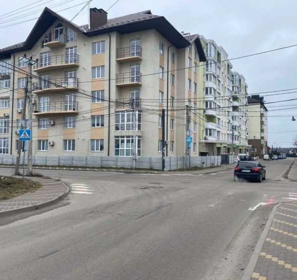 Photo 1. Three-Room flat, for sale. Petropavlivska Borshchahivka Черкаська