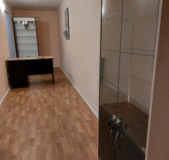 Photo 1. Office, to rent. Kyiv Podilskyi, Kontraktova ploshcha