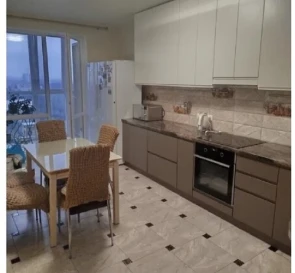 Zdjęcie 2. Trzypokojowe mieszkanie, na sprzedaż. Kyiv Dniprovskyi, Darnytsia