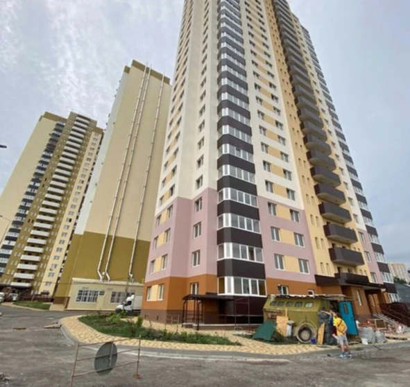 Фото 1. Трехкомнатная квартира, продажа. Киев Голосеевский