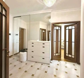 Foto 2. Dos Ambientes piso, en venta. Kyiv Holosiivskyi