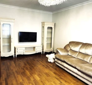 Foto 5. Dos Ambientes piso, en venta. Kyiv Holosiivskyi