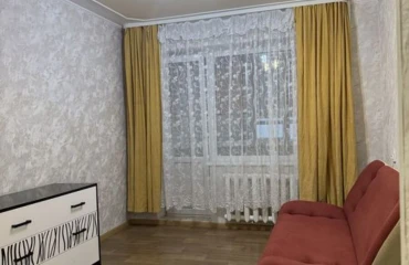 Foto Monoambiente piso, para alquilar. Poltava Kyivskyi