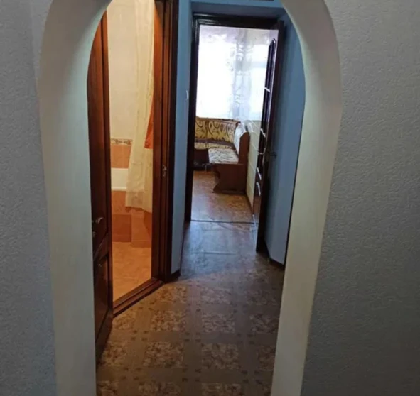 Foto 1. Monoambiente piso, para alquilar. Poltava