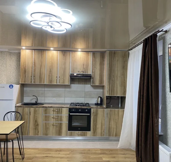 Foto 1. Monoambiente piso, para alquilar. Poltava