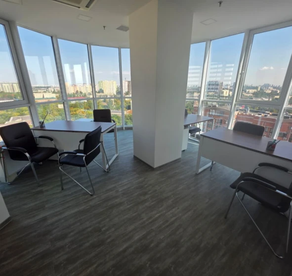 Фото 1. Коммерческая, аренда. Киев Голосеевский, Выставочный центр