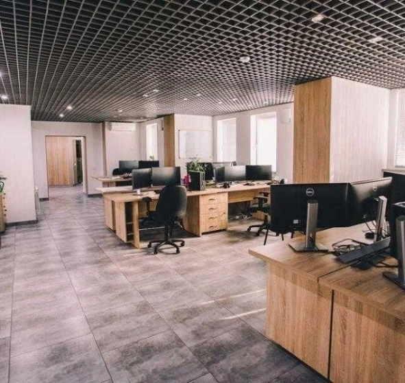 Фото 1. Коммерческая, аренда. Киев Дарницкий, Позняки