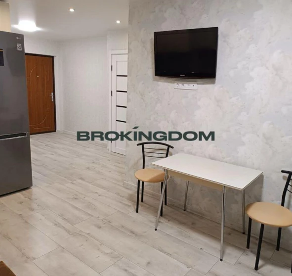 Фото 1. Однокомнатная квартира, продажа. Бровары Симоненко