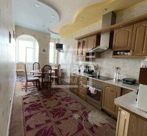 Фото 3. Четырехкомнатная квартира, продажа. Киев Шевченковский