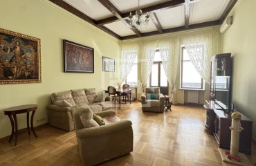 Фото Четырехкомнатная квартира, оренда. Київ Шевченківський