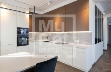 Фото Четырехкомнатная квартира, аренда. Киев Печерский