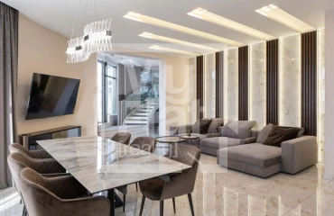 Фото Четырехкомнатная квартира, аренда. Киев Печерский