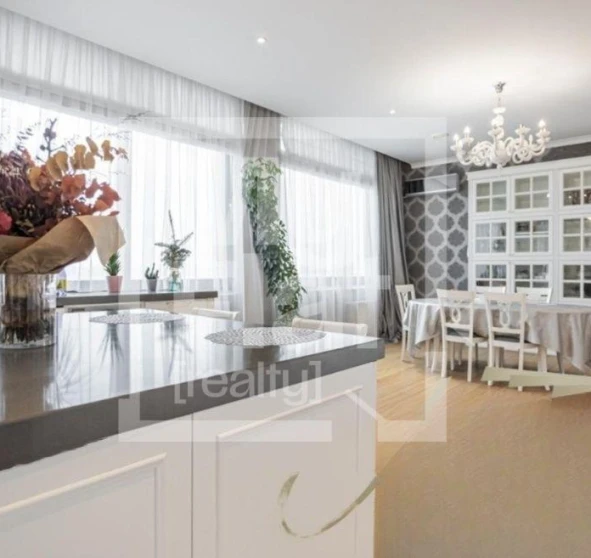 Zdjęcie 1. Wielopokojowe mieszkanie, na sprzedaż. Kyiv Pecherskyi