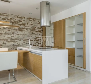 Фото 3. Трехкомнатная квартира, продажа. Киев Днепровский