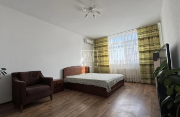 Zdjęcie Kawalerka mieszkanie, na sprzedaż. Kyiv Dniprovskyi