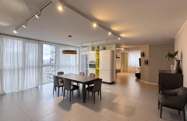 Zdjęcie Czteropokojowe mieszkanie, do wynajęcia. Kyiv Holosiivskyi