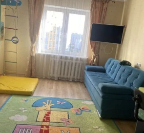 Foto 2. Dos Ambientes piso, para alquilar. Kyiv Darnytskyi, Pozniaky