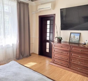 Foto 4. Múltiples Ambientes piso, en venta. Kyiv Pecherskyi, Зверинецкая (Дружбы народов)