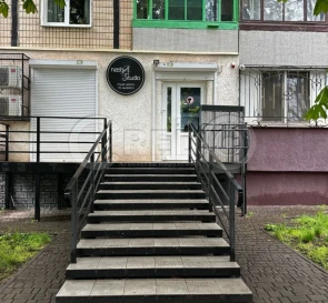 Foto 2. Comercial, en venta. Kryvyi Rih Saksahanskyi