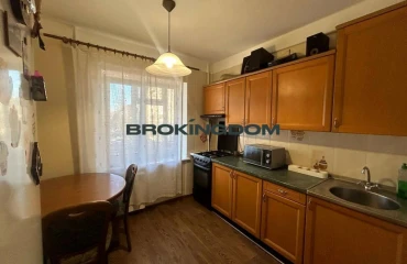 Фото Трикімнатна квартира, оренда. Київ Шевченківський