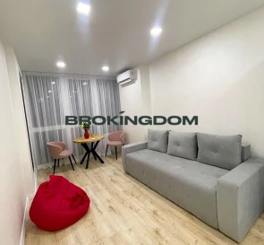 Foto 4. Dos Ambientes piso, en venta. Kyiv Holosiivskyi