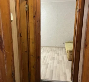 Foto 3. Monoambiente piso, para alquilar. Poltava