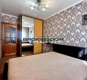 Foto 2. Dos Ambientes piso, en venta. Kyiv Solomianskyi