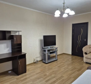 Foto 4. Monoambiente piso, para alquilar. Kyiv Darnytskyi, Pozniaky