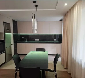 Foto 2. Tres Ambientes piso, en venta. Kyiv Dniprovskyi, Livoberezhna