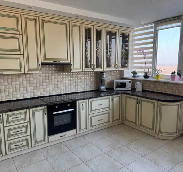 Foto 1. Tres Ambientes piso, en venta. Boiarka Bilohorodska