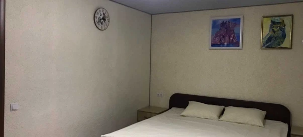 Foto 4. Tres Ambientes piso, para alquilar. Skomorokhy Скоморохи