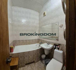 Foto 2. Dos Ambientes piso, en venta. Kyiv Desnianskyi