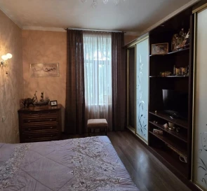 Фото 5. Четырехкомнатная квартира, продаж. Київ Голосіївський, Площадь Льва Толстого