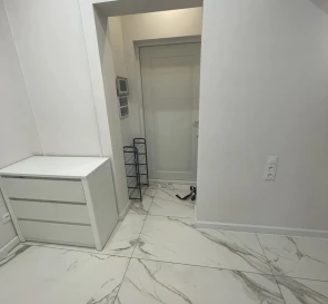 Foto 3. Monoambiente piso, en venta. Kyiv Holosiivskyi, Vystavkovyi tsentr