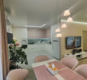 Foto 2. Cuatro Ambientes piso, en venta. Kyiv Holosiivskyi, Teremky