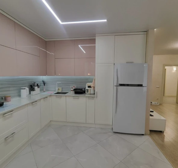 Foto 1. Cuatro Ambientes piso, en venta. Kyiv Holosiivskyi, Teremky
