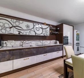 Foto 3. Tres Ambientes piso, en venta. Kyiv Holosiivskyi