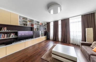 Foto Tres Ambientes piso, en venta. Kyiv Holosiivskyi