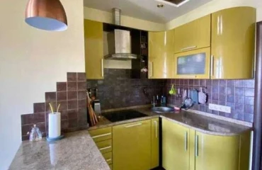 Foto Cuatro Ambientes piso, en venta. Kyiv Darnytskyi