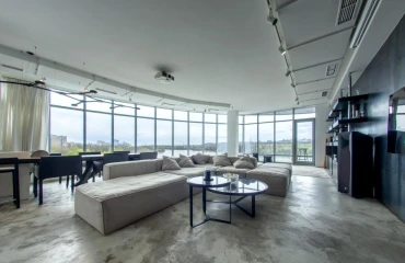 Фото Трехкомнатная квартира, продажа. Киев Днепровский