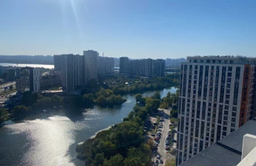Fotografie Patru Camere apartament, de vânzare. Kyiv Darnytskyi