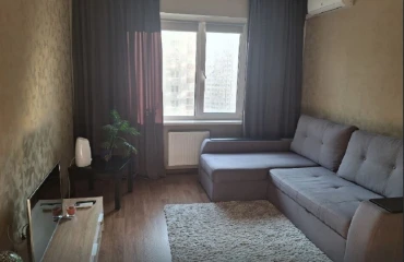 Zdjęcie Kawalerka mieszkanie, do wynajęcia. Kyiv Darnytskyi, Osokorky