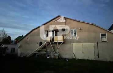 Foto Comercial, para alquilar. Novi Petrivtsi