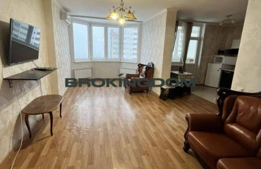 Zdjęcie Trzypokojowe mieszkanie, na sprzedaż. Kyiv Podilskyi